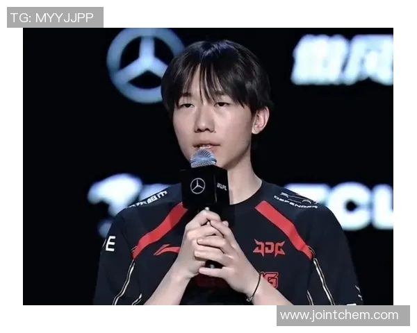 赛后分析：JDG与FPX对决中的心理素质较量与启示